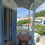 Elena Konukevi