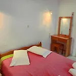 Elena 3* Áyios Nikítas