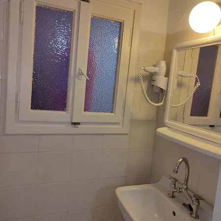 Elena Guest house